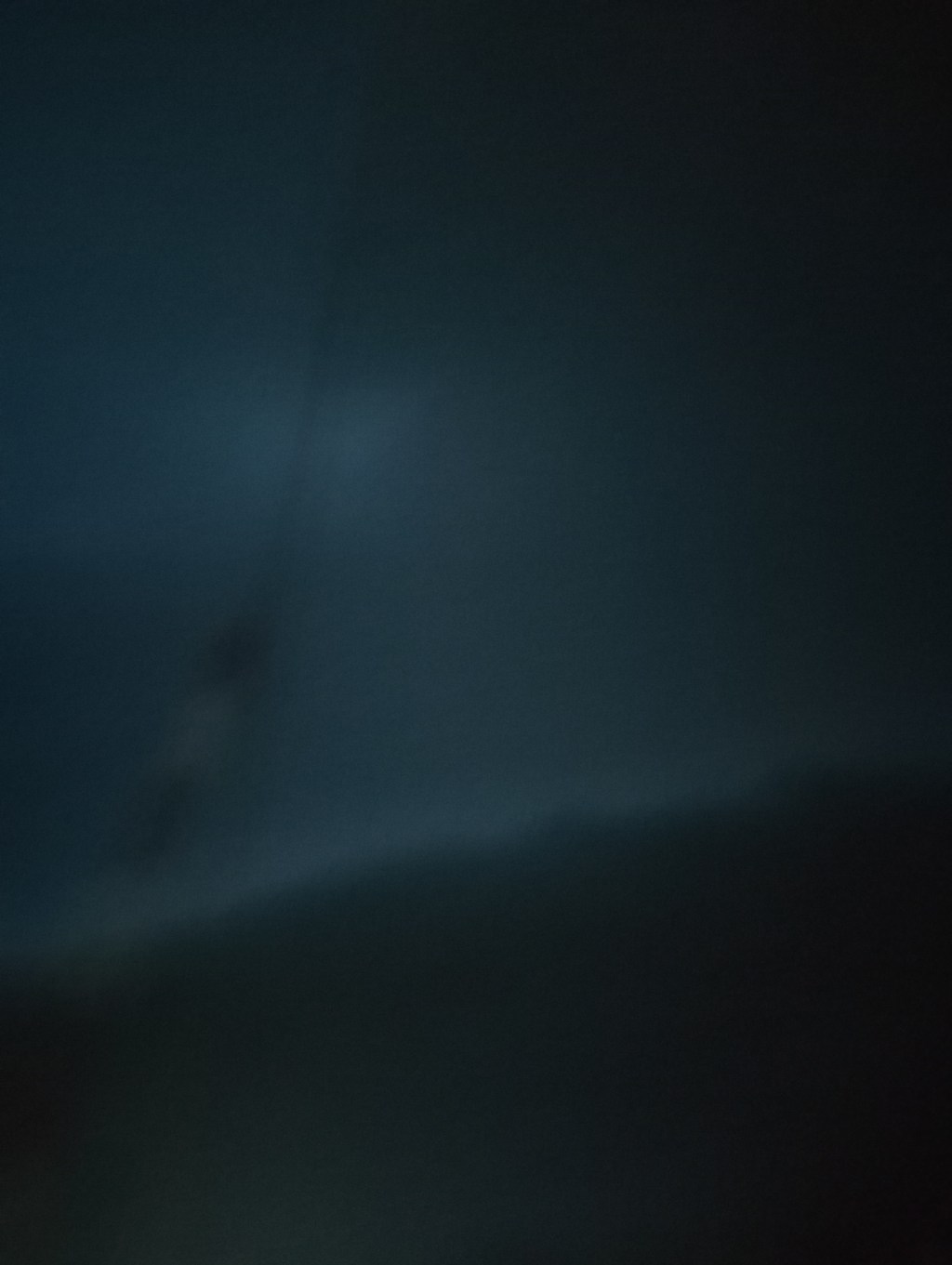 Invisible cómplice cariñoso